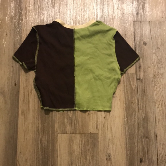 COPY - Women’s crop shirt - Picture 2 of 3